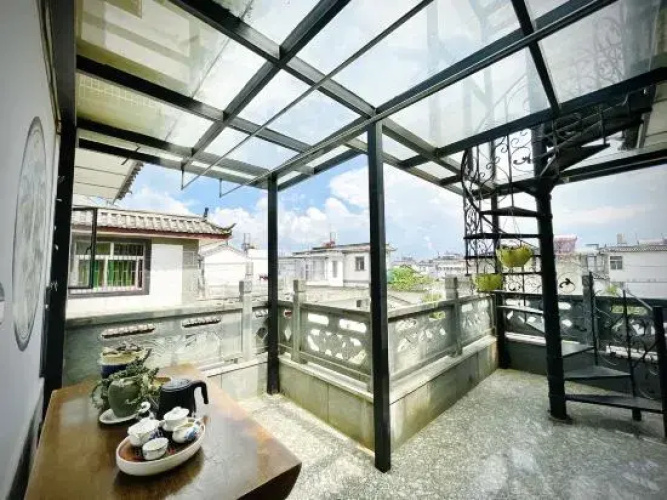 exude good luck residence