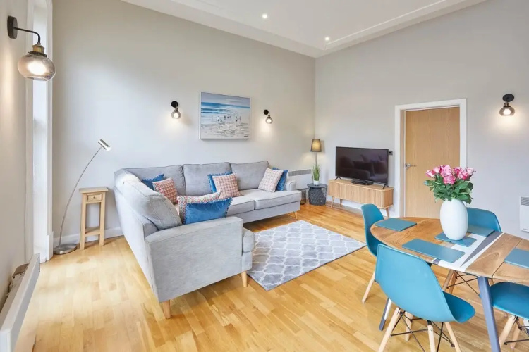 Apartment 2 Easby Hall
