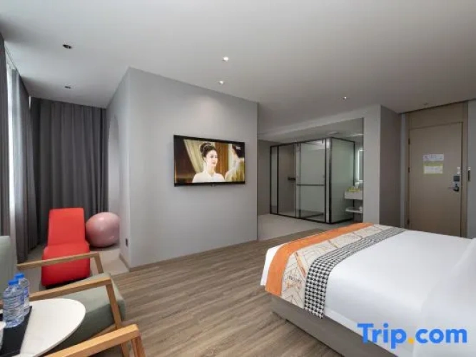 Standard Double room with river view