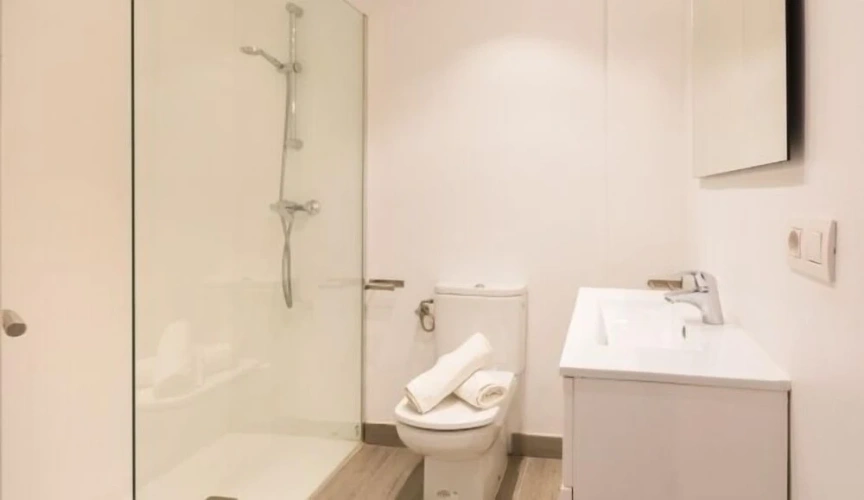 2 Bedrooms Apartment with balcony