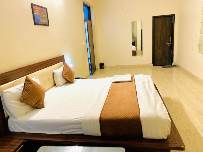 Hotel Mock Orange
