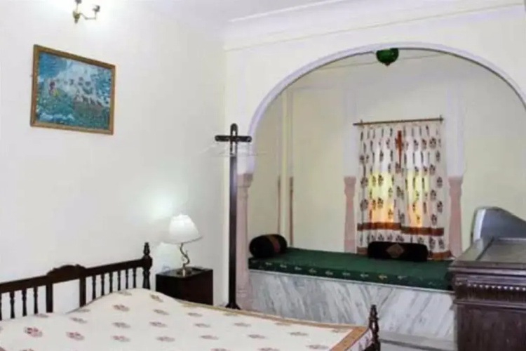 Janak Palace