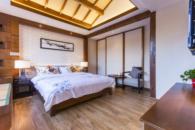 Lijang First Bay Hotel