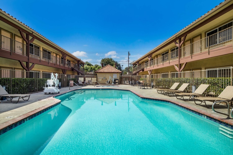 Best Western Corona Hotel & Suites photo 16