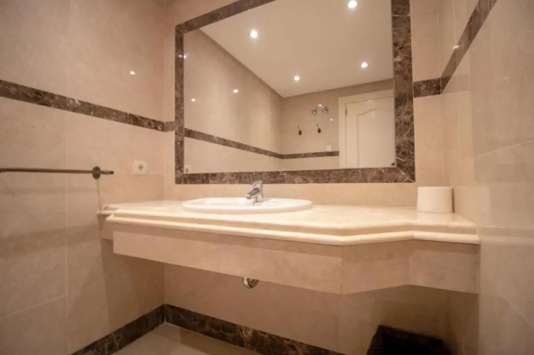 Beautiful apartment in Vasari Puerto Banus