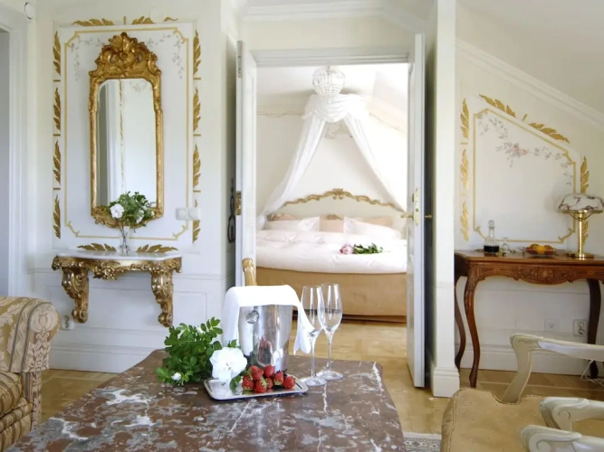 Double Junior Suite with lake view