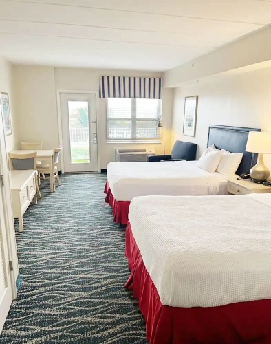 Quadruple Suite with garden view