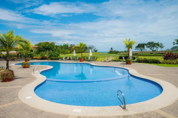 Del Mar 2J - 3bdr- 2bth Ocean View
