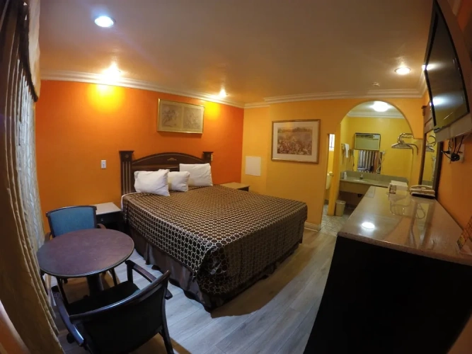 1 Bedroom Deluxe Single room