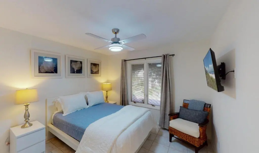 786 Orchid Ct