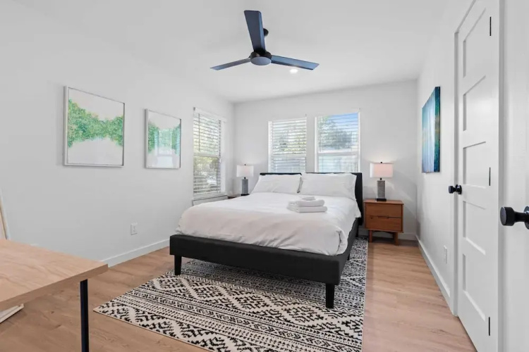 Casa Que Canta by Avantstay Private Pool, Firepit & Walkable East Austin Gem