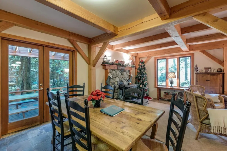 Mt. Baker Lodging Cabin 45 (Sleeps 6)