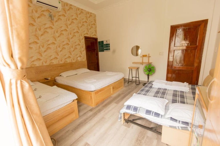 Bed in Dorm with balcony and with view