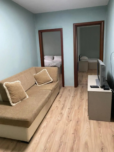 Itan’s apartments