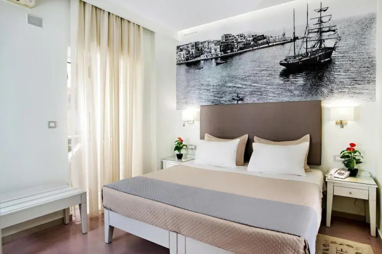 Ideon Hotel