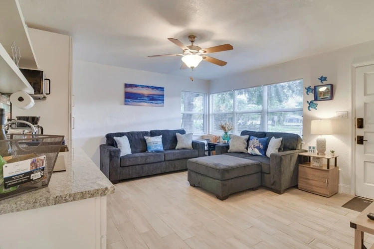 2 Bedrooms Cottage