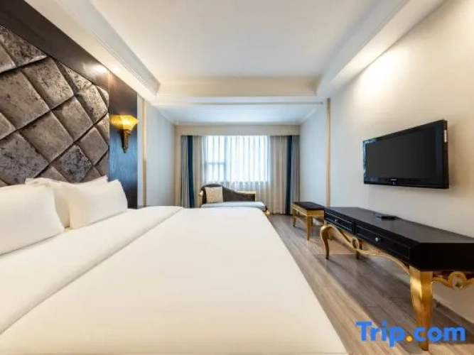 Deluxe Double Suite