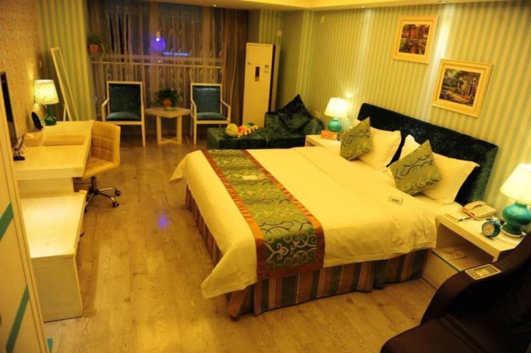 Zhixiang Holiday Inn