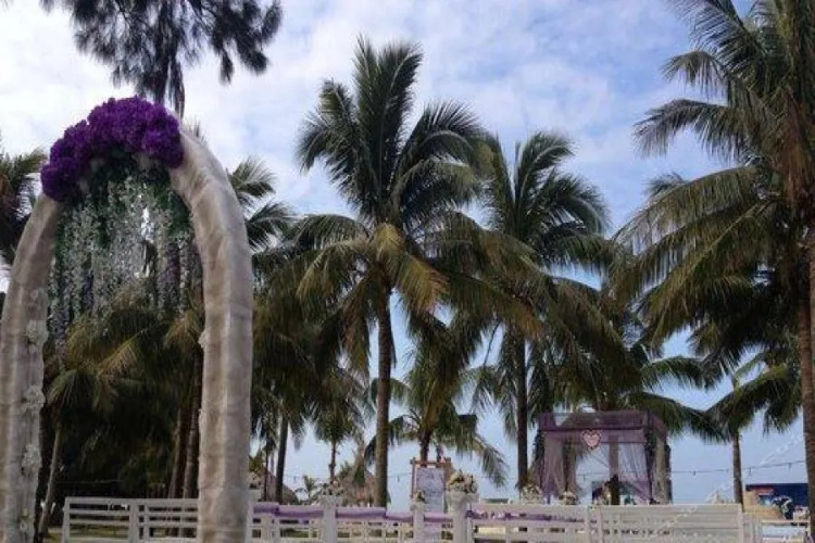Romantic Coast Resort Maoming