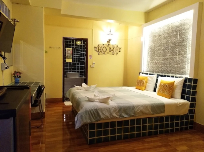 Baan Sai Thong Hotel