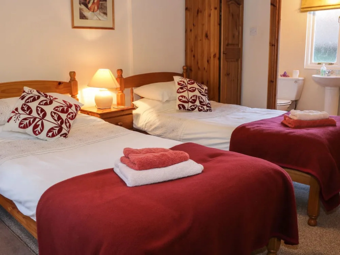 Diddlebury Cottage