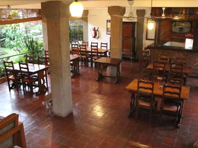 Ivory Inn
