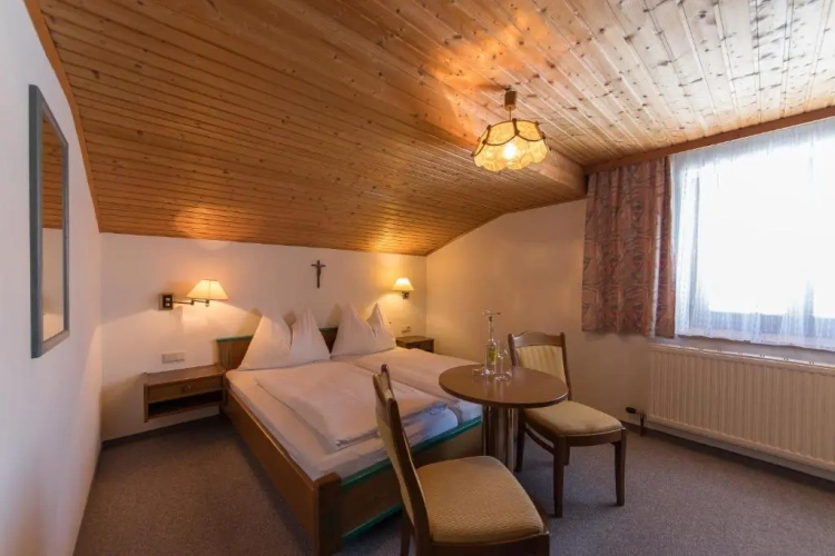 Standard Double room with view