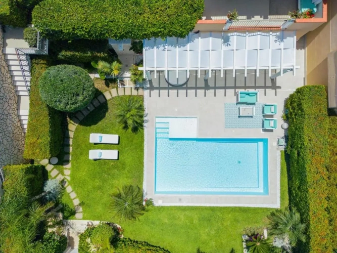 3 Bedrooms Villa