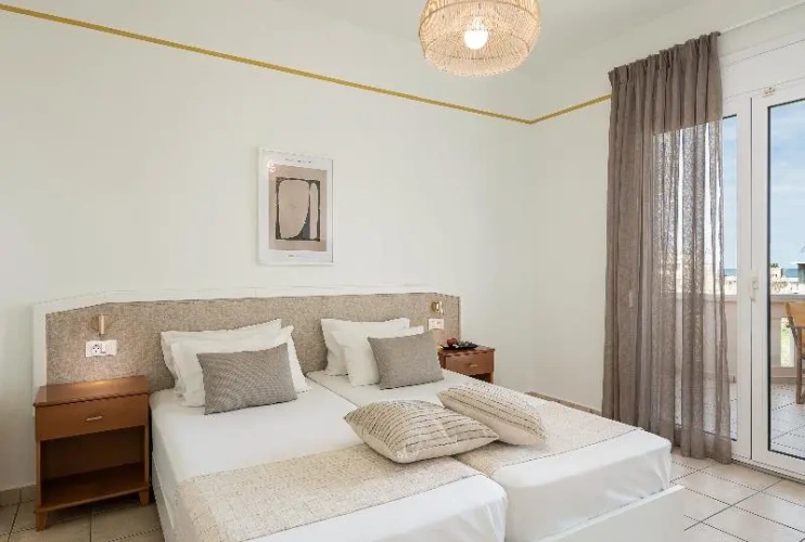1 Bedroom Suite with balcony