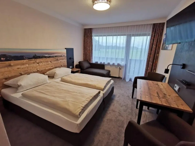 Comfort Double room with balcony and with mountain view