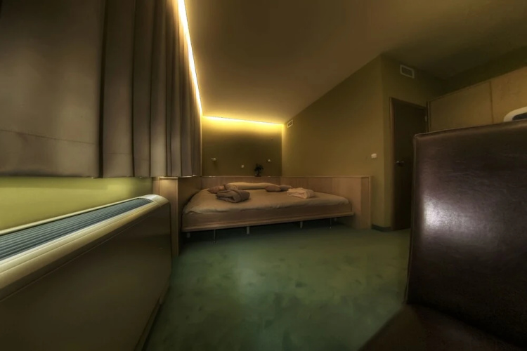 Hotel Lav