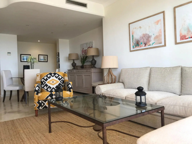 8841 - Grand Front Line Location – Heated Pool