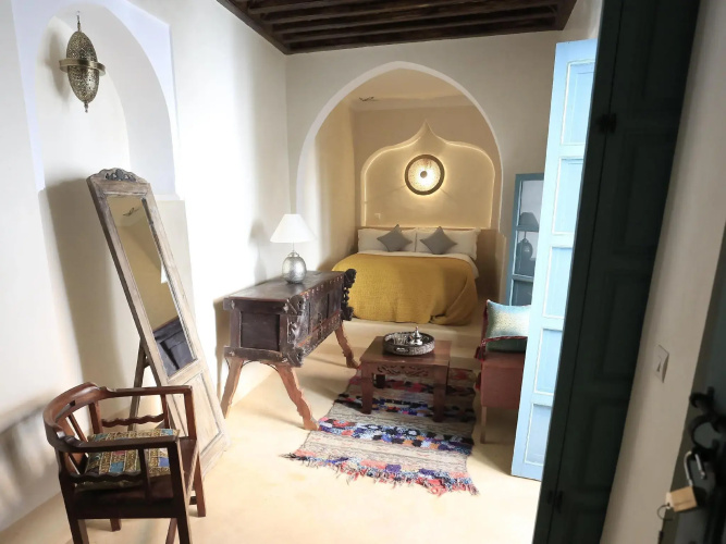 Riad 11 Zitoune