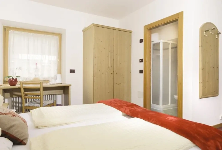 1 Bedroom Standard Quadruple room with balcony