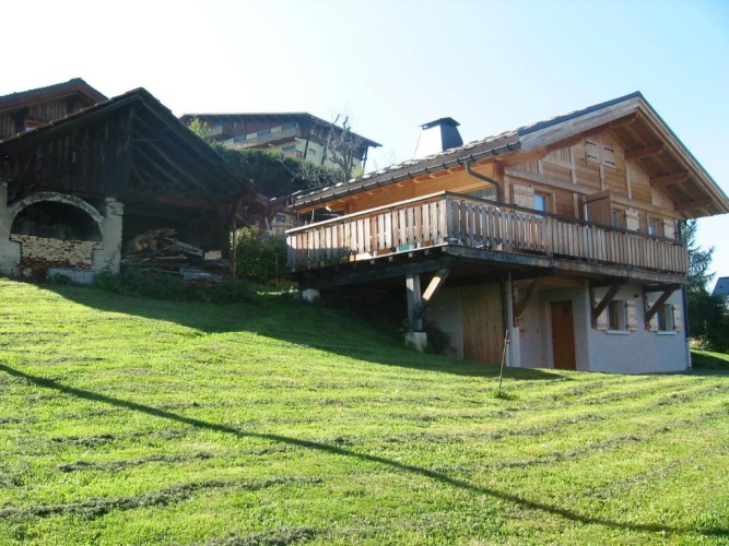 3 Bedrooms Chalet