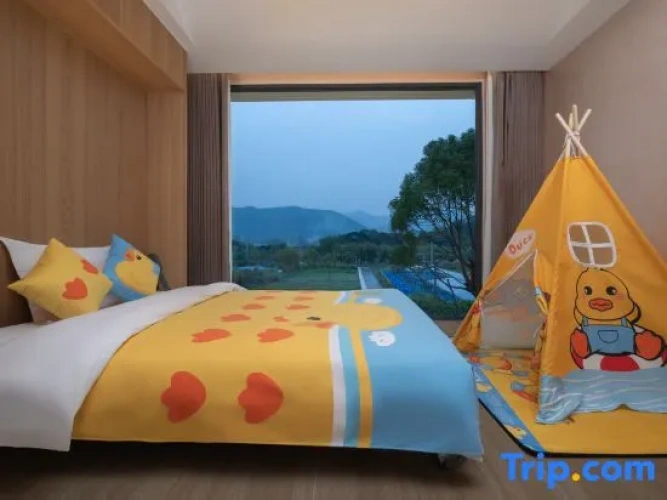 Standard Double Family room with balcony