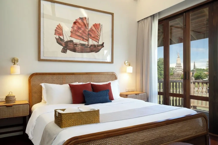 Standard Double room with balcony and with river view