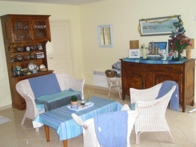 2 Bedrooms Cottage