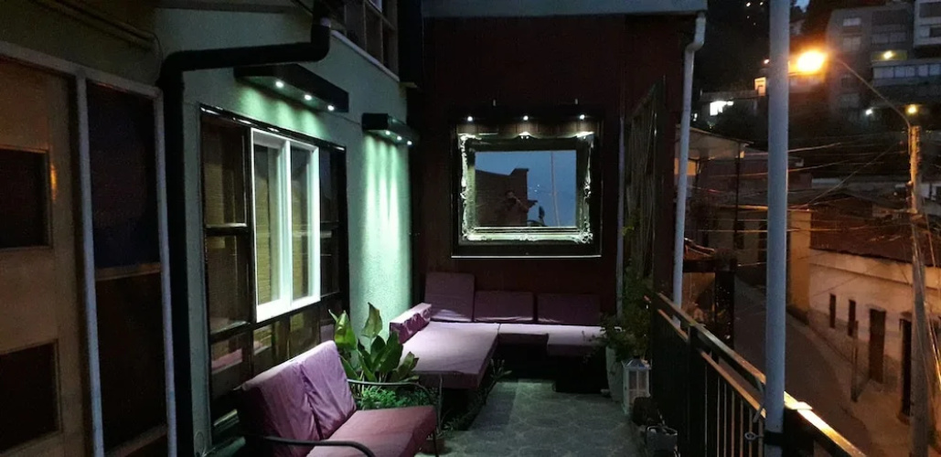 Comfortable and practical accommodation in Loft Hostal Jagui Haus Liebe Iris