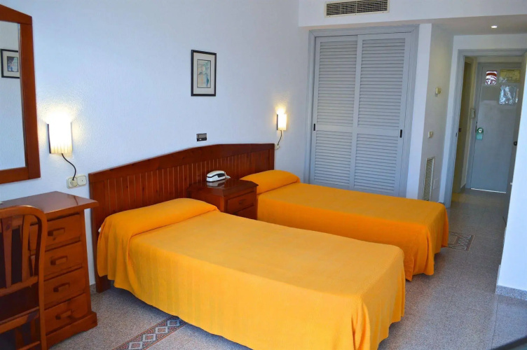 Hostal Molins Park