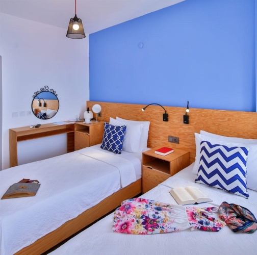 Twin room with sea view