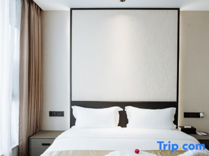 2 Bedrooms Suite