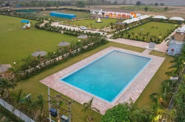 MST Farm & Resort
