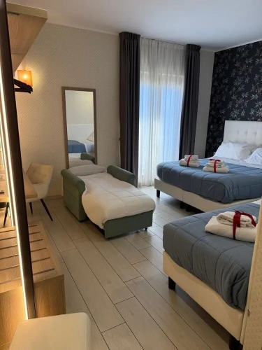 Deluxe Triple room