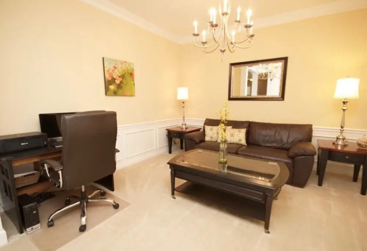 Poolside Charm 3 Bedroom Condo