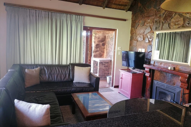 Crystal Springs Mountain Lodge