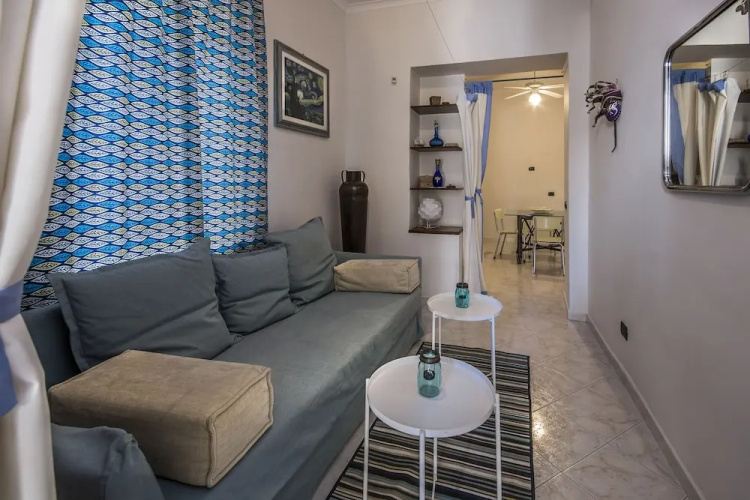 Naples Tours and Flats S.r.l.