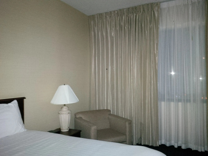 Maron Hotel & Suites