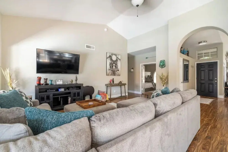 Cave Creek Gem - Heated Pool