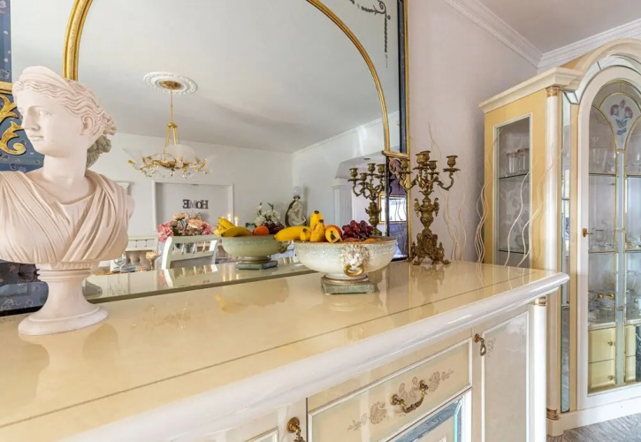 Deluxe Apartment Sandra 1200m From Beach